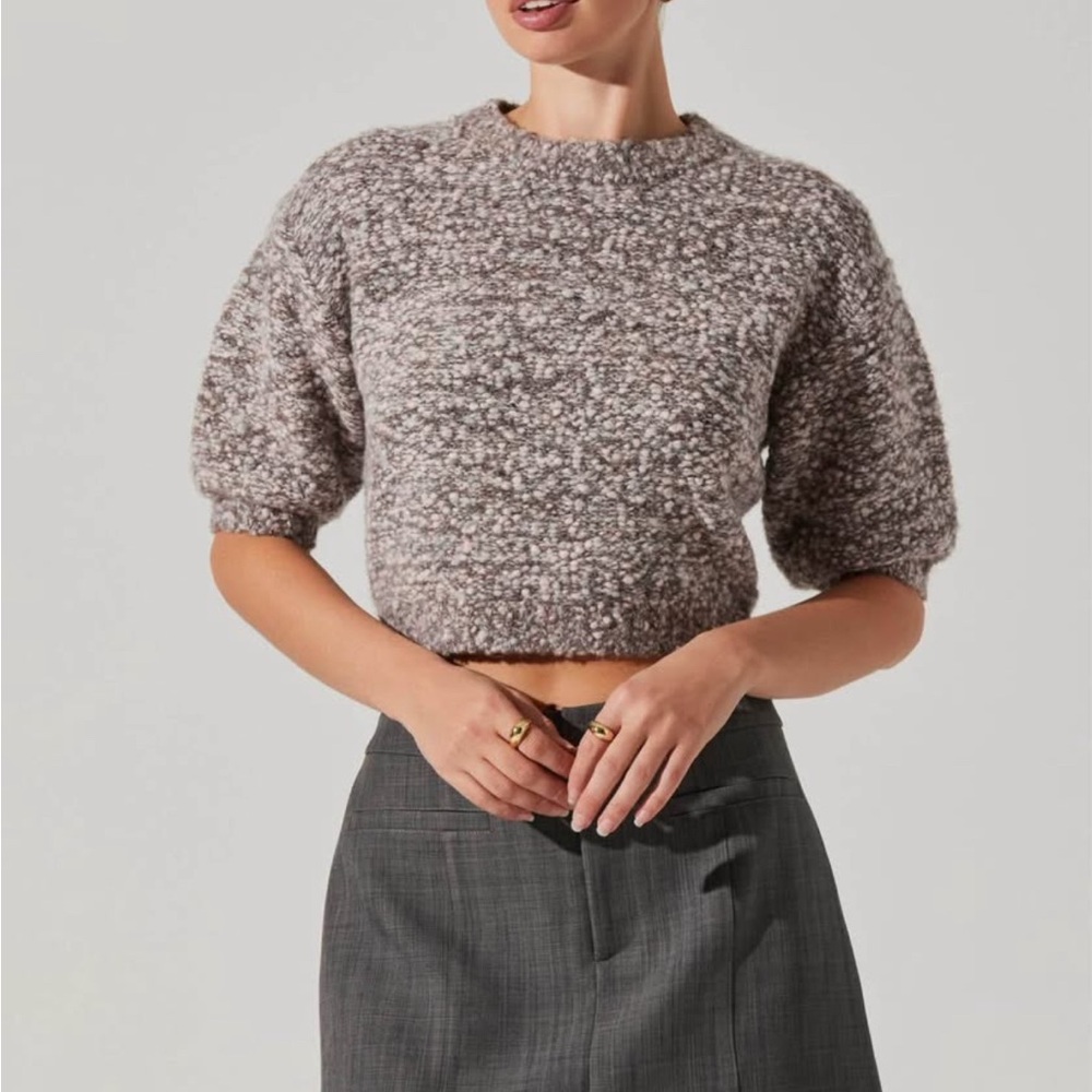 ASTR the Label Cropped Knit Sweater